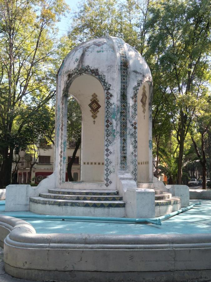 מקסיקו סיטי Charming Sunny Bedroom Overlooking Beautiful Amsterdam Avenue In Best Condesa Area מראה חיצוני תמונה